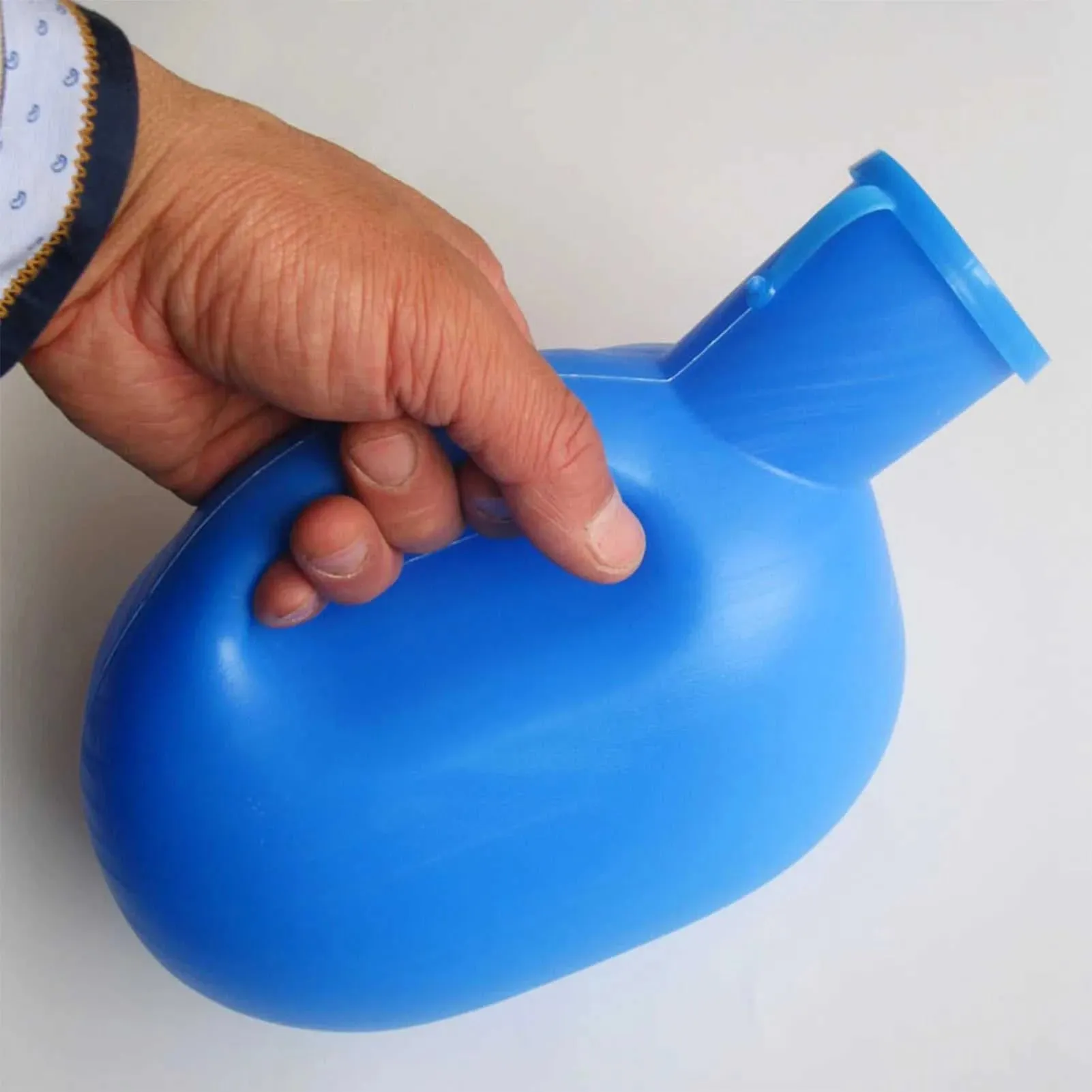 Elderly Men Urinals Pee Container Large Capacity 2000ml Pee Container for Drive and Travel for Long Hours