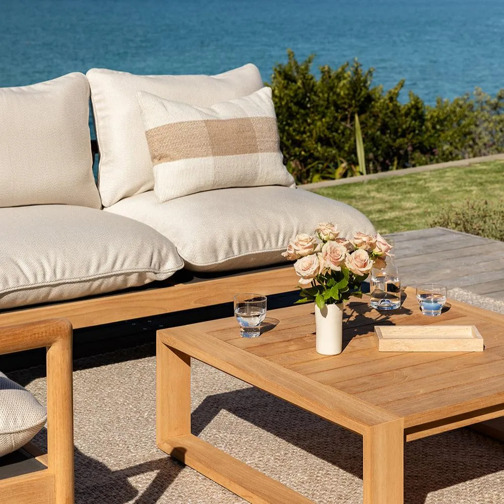 Kinley In & Outdoor Cushion - Almond