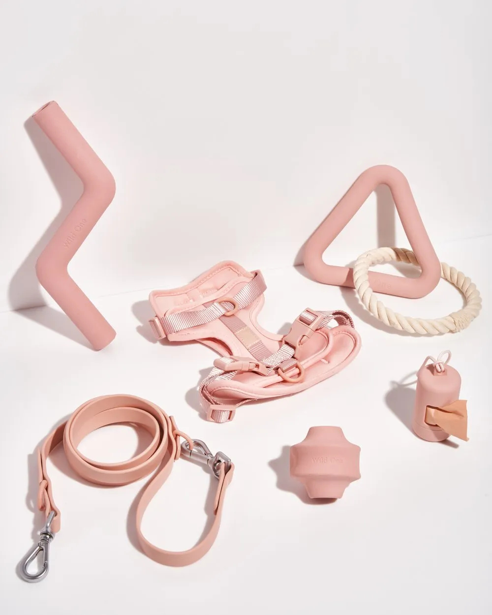 Triangle Tug, Blush